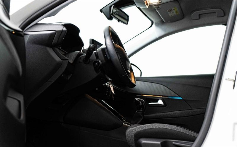 PEUGEOT 208 PEUGEOT 208