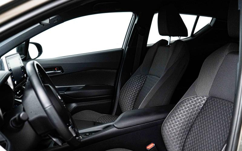 TOYOTA C-HR TOYOTA C-HR