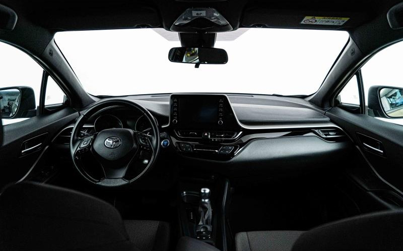 TOYOTA C-HR TOYOTA C-HR