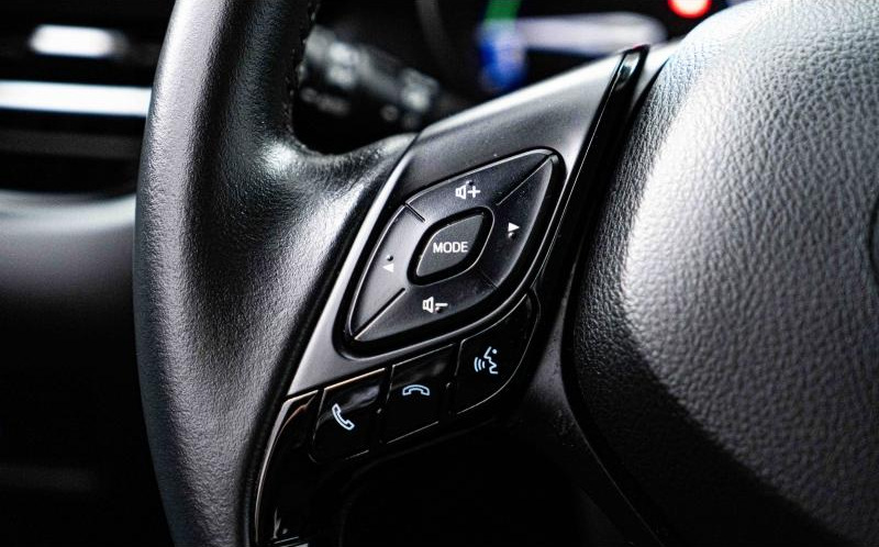 TOYOTA C-HR TOYOTA C-HR