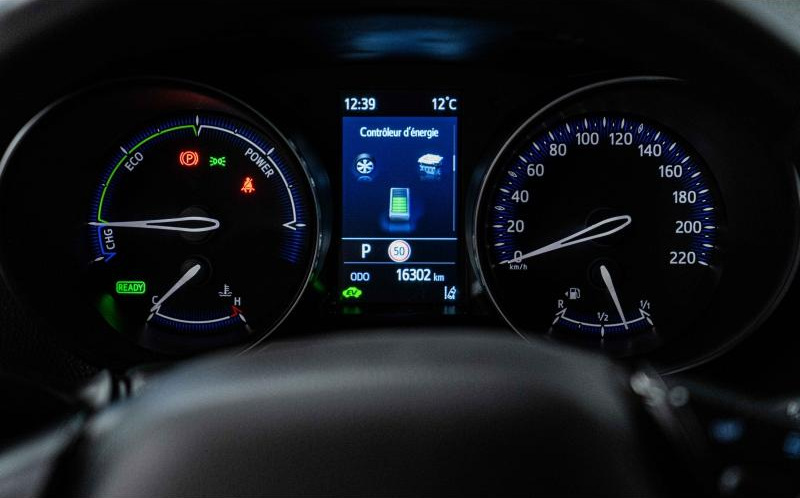 TOYOTA C-HR TOYOTA C-HR