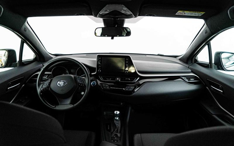 TOYOTA C-HR TOYOTA C-HR