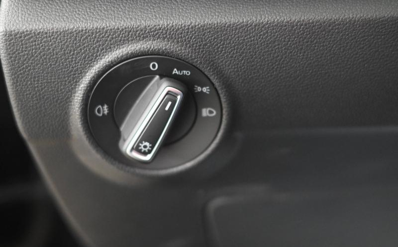 VOLKSWAGEN T-Roc Cabriolet VOLKSWAGEN T-Roc Cabriolet