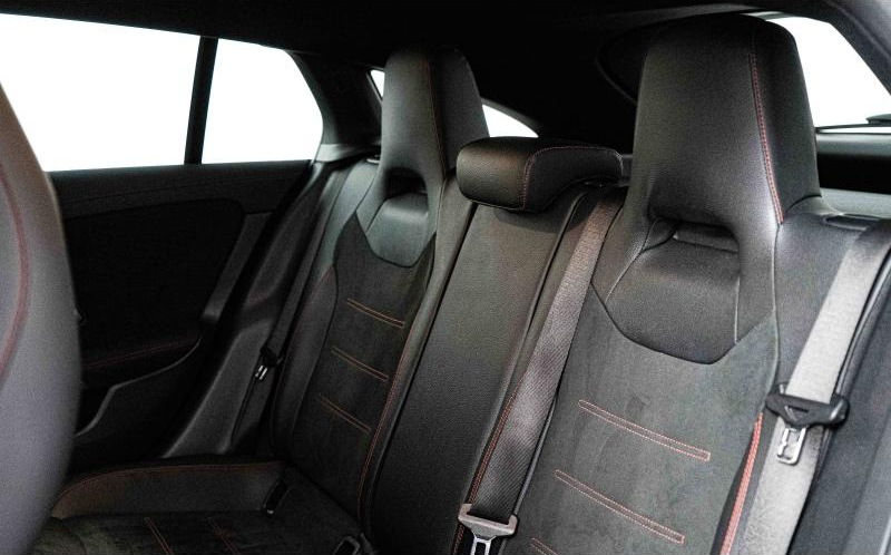 MERCEDES-BENZ CLA Shooting Brake