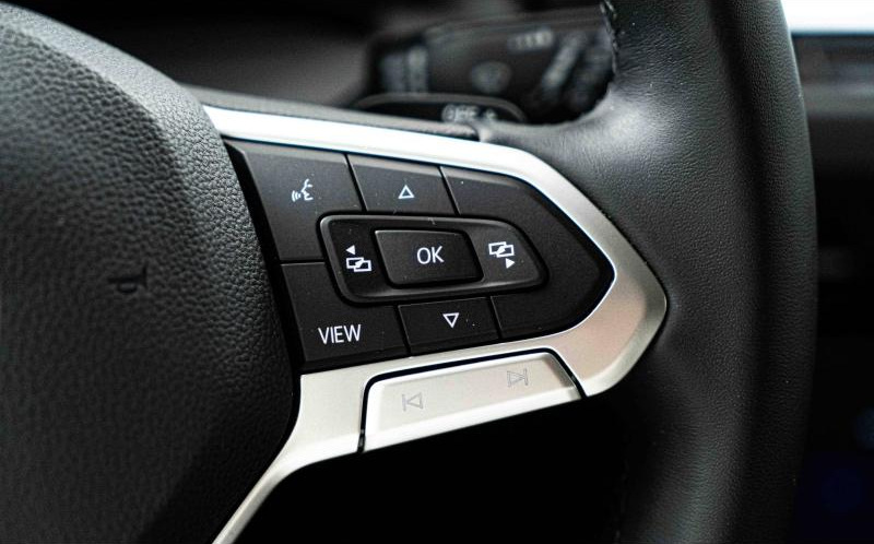 VOLKSWAGEN Golf VOLKSWAGEN Golf