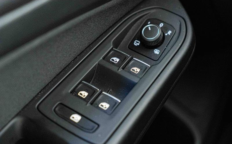 VOLKSWAGEN Golf VOLKSWAGEN Golf