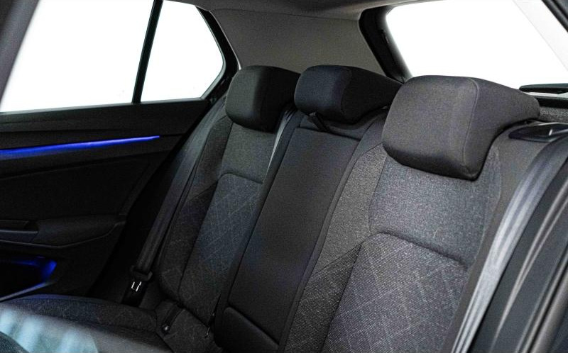 VOLKSWAGEN Golf VOLKSWAGEN Golf