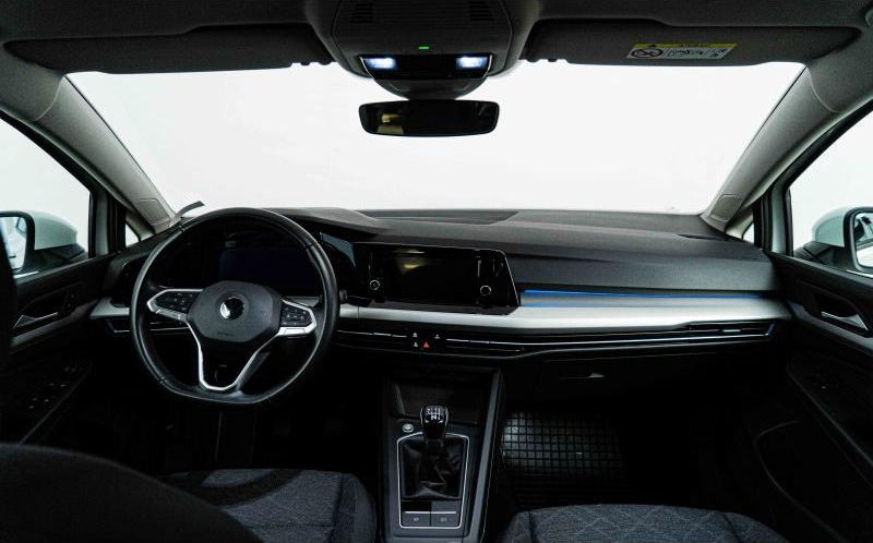 VOLKSWAGEN Golf VOLKSWAGEN Golf