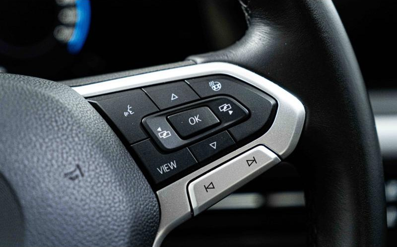 VOLKSWAGEN Golf VOLKSWAGEN Golf