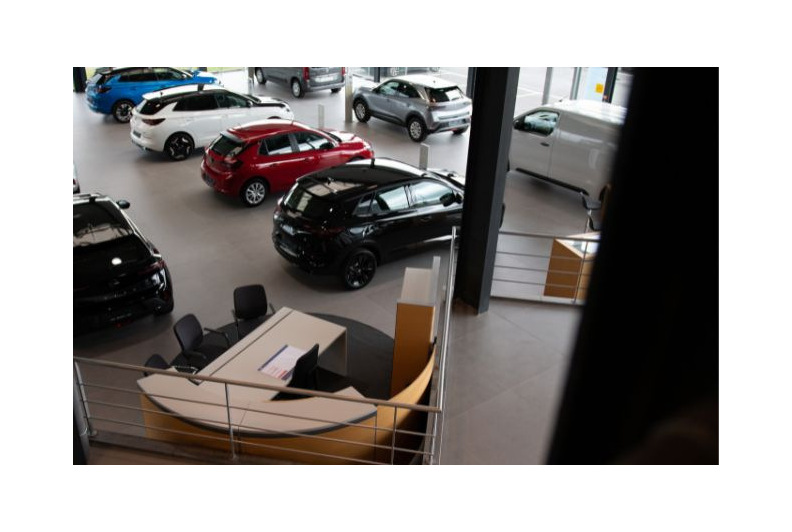 Comment se déroule la reprise d’un véhicule chez un concessionnaire ?