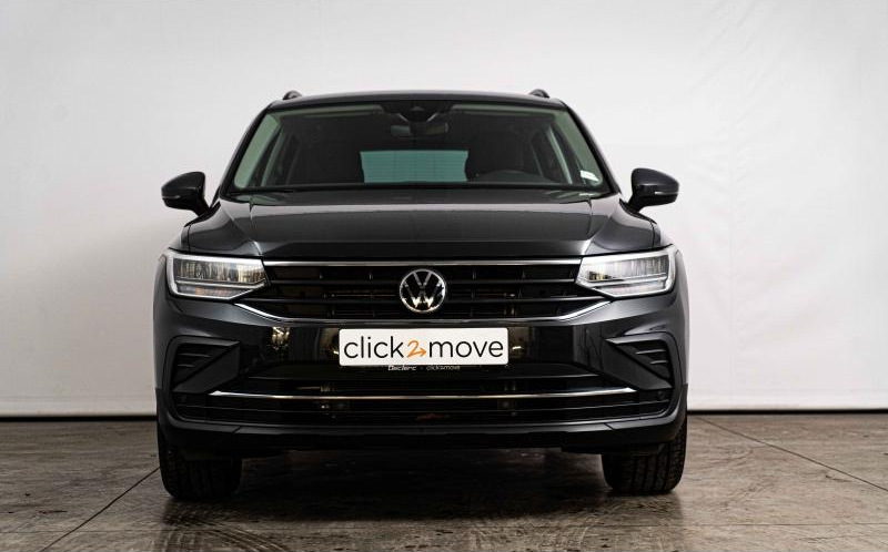 VOLKSWAGEN Tiguan VOLKSWAGEN Tiguan