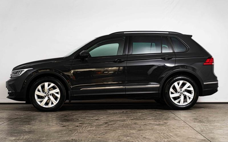 VOLKSWAGEN Tiguan VOLKSWAGEN Tiguan