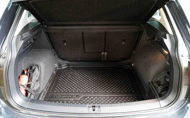 VOLKSWAGEN Tiguan VOLKSWAGEN Tiguan