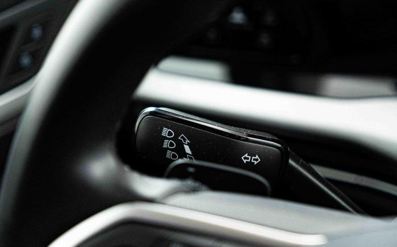 VOLKSWAGEN Golf VOLKSWAGEN Golf