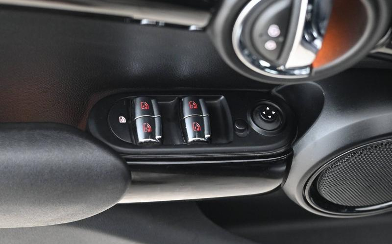 MINI Mini 5 Portes MINI Mini 5 Portes