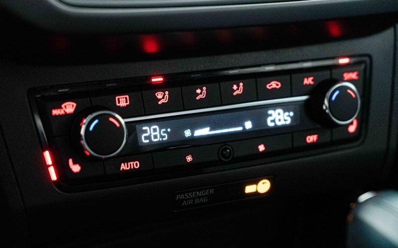 SEAT Ibiza SEAT Ibiza