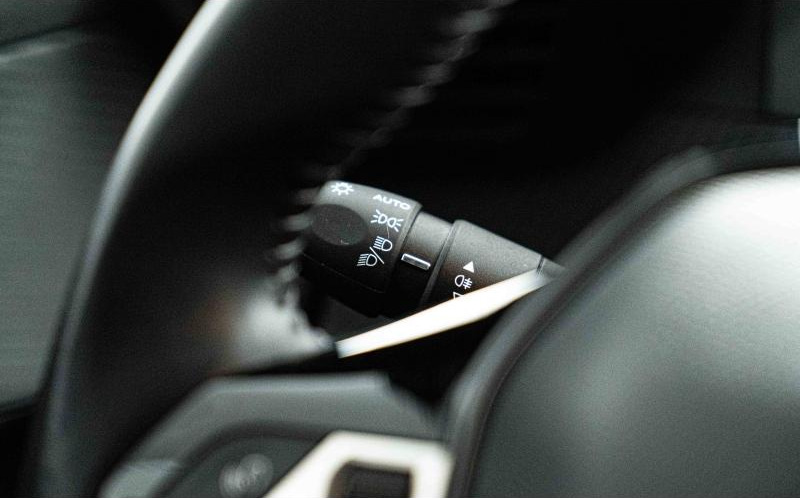 PEUGEOT 208 PEUGEOT 208