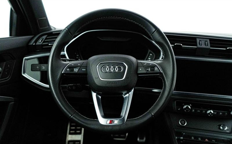 AUDI Q3 AUDI Q3