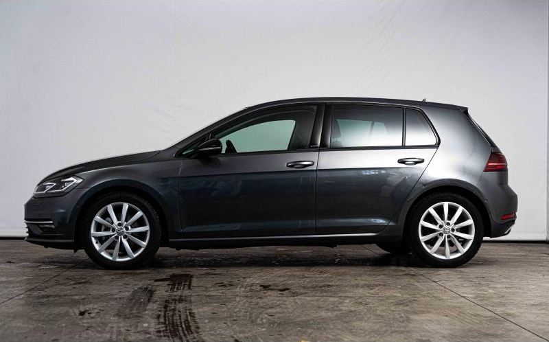 VOLKSWAGEN Golf VOLKSWAGEN Golf
