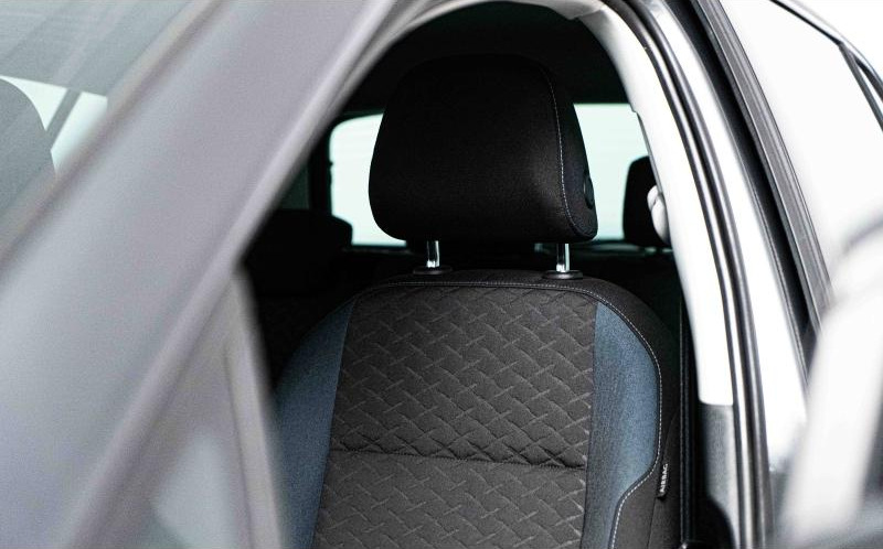 VOLKSWAGEN Golf VOLKSWAGEN Golf