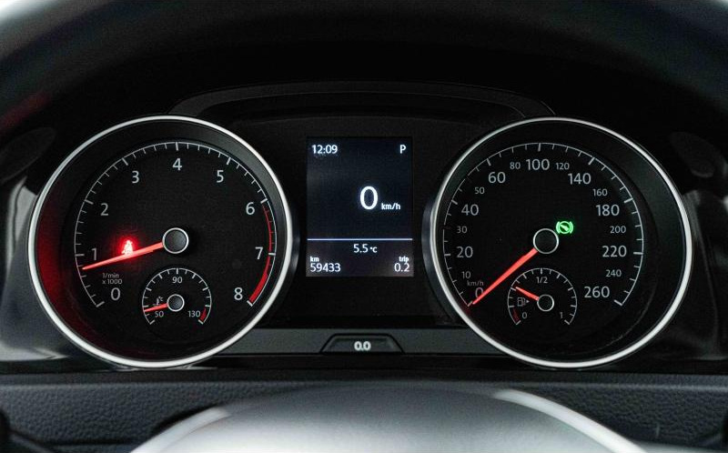 VOLKSWAGEN Golf VOLKSWAGEN Golf