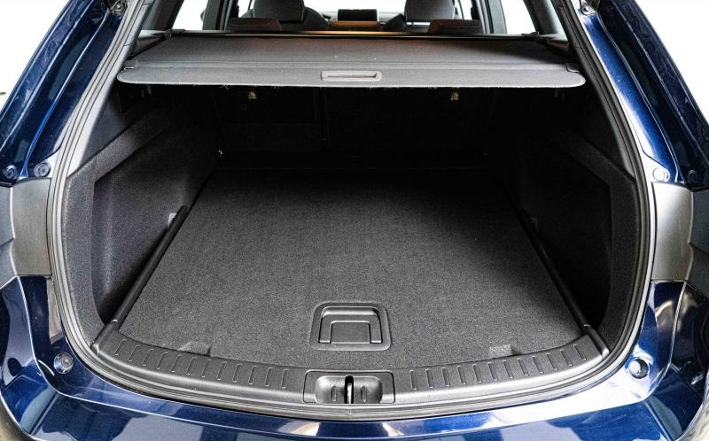 TOYOTA Corolla Touring Spt