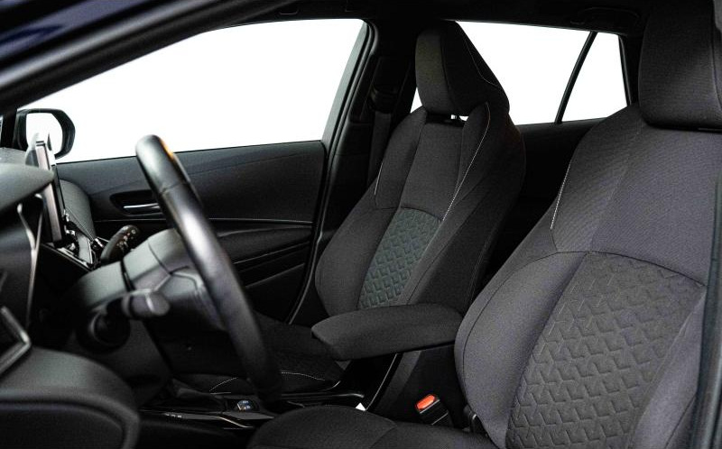 TOYOTA Corolla Touring Spt