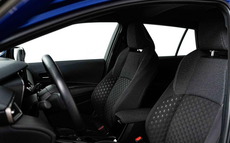 TOYOTA Corolla Touring Spt