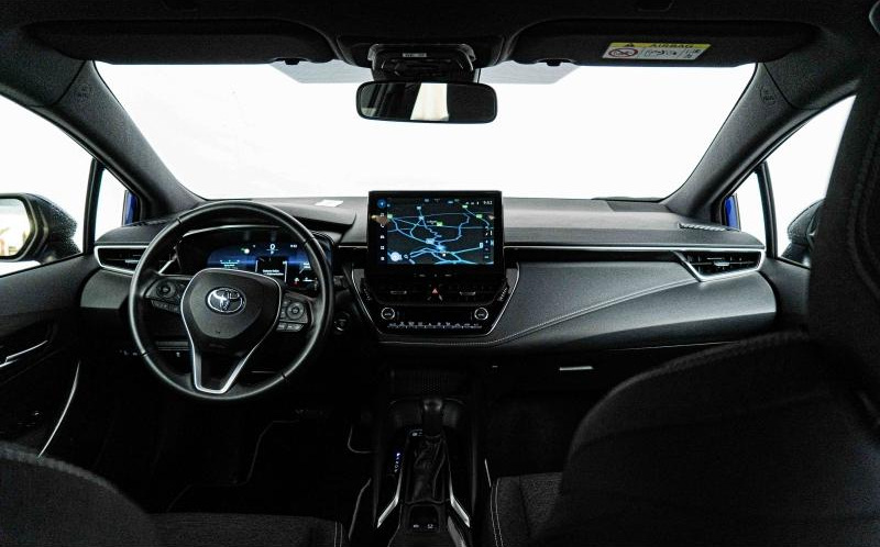 TOYOTA Corolla Touring Spt