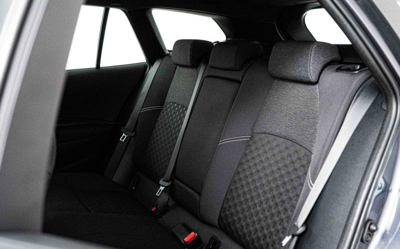 TOYOTA Corolla Touring Spt