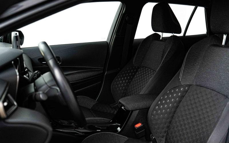 TOYOTA Corolla Touring Spt