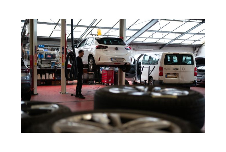 Les conditions pour bénéficier d’un service après-vente après l’achat d’une voiture d’occasion chez un concessionnaire