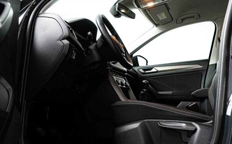 VOLKSWAGEN T-Roc VOLKSWAGEN T-Roc