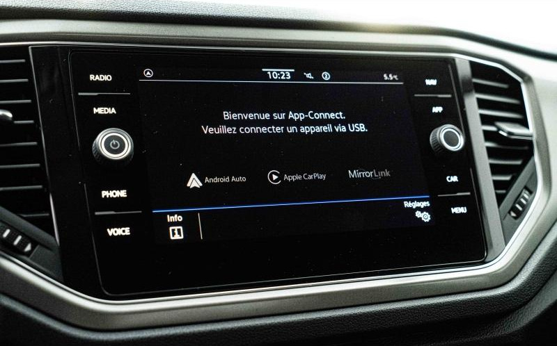 VOLKSWAGEN T-Roc VOLKSWAGEN T-Roc