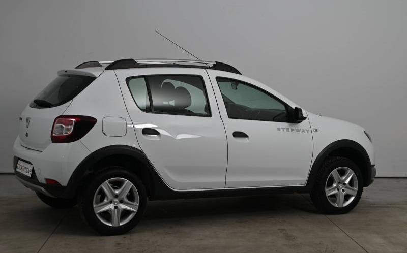 DACIA Sandero DACIA Sandero
