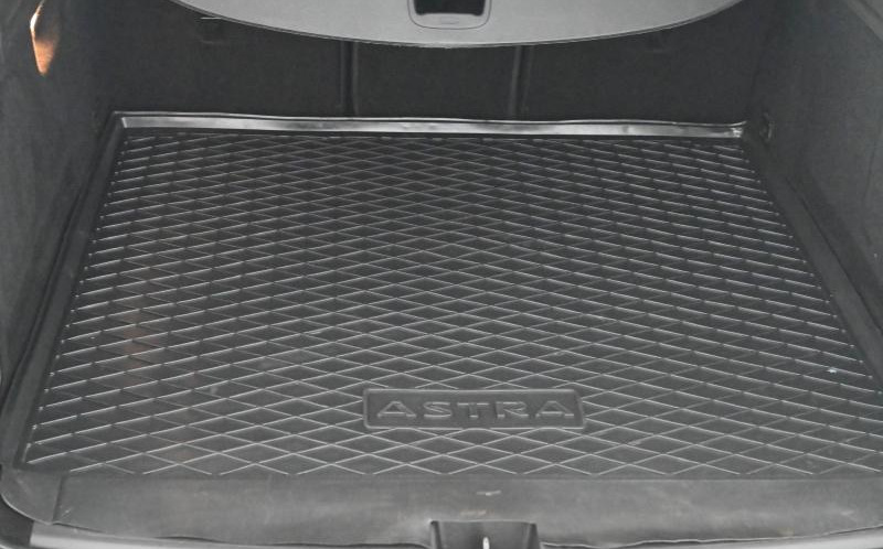 OPEL Astra Sports Tourer OPEL Astra Sports Tourer