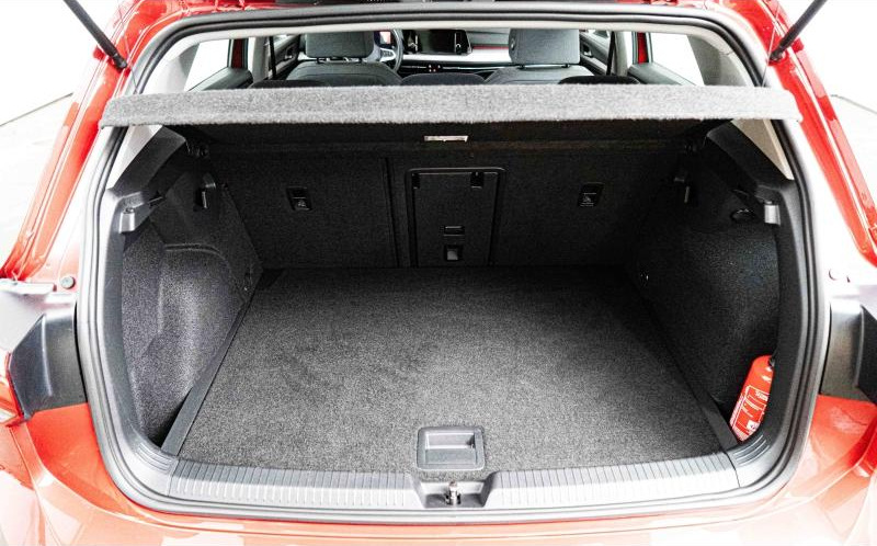 VOLKSWAGEN Golf VOLKSWAGEN Golf