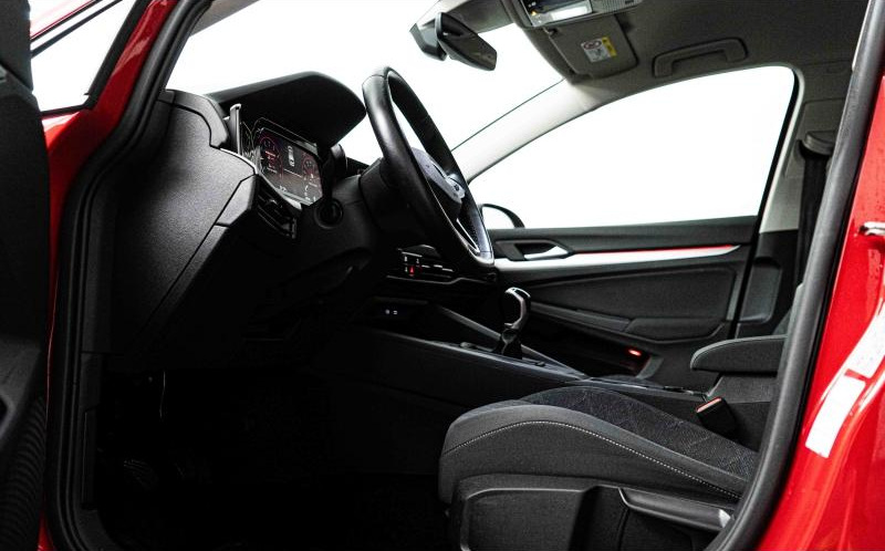 VOLKSWAGEN Golf VOLKSWAGEN Golf