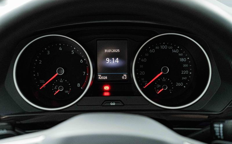 VOLKSWAGEN Tiguan VOLKSWAGEN Tiguan