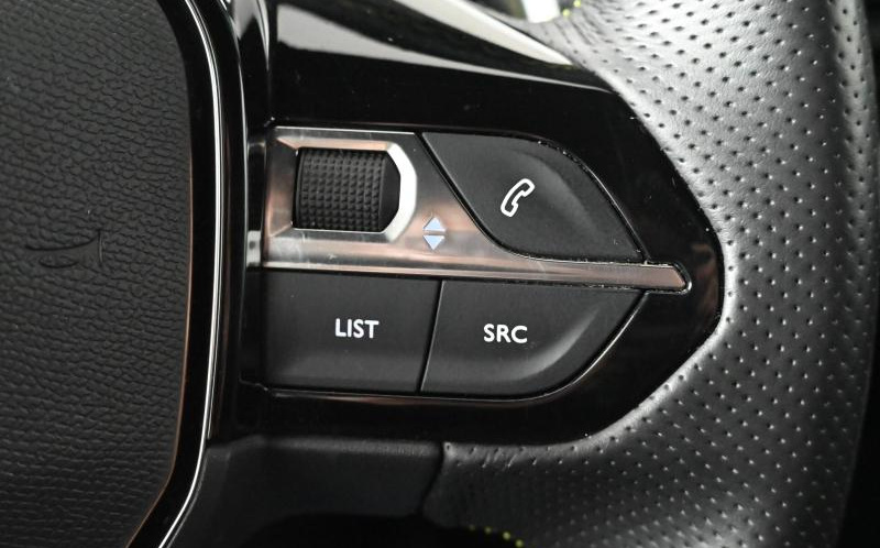 PEUGEOT 208 PEUGEOT 208