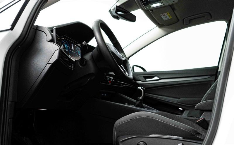 VOLKSWAGEN Golf VOLKSWAGEN Golf