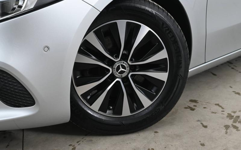 MERCEDES-BENZ Classe A MERCEDES-BENZ Classe A