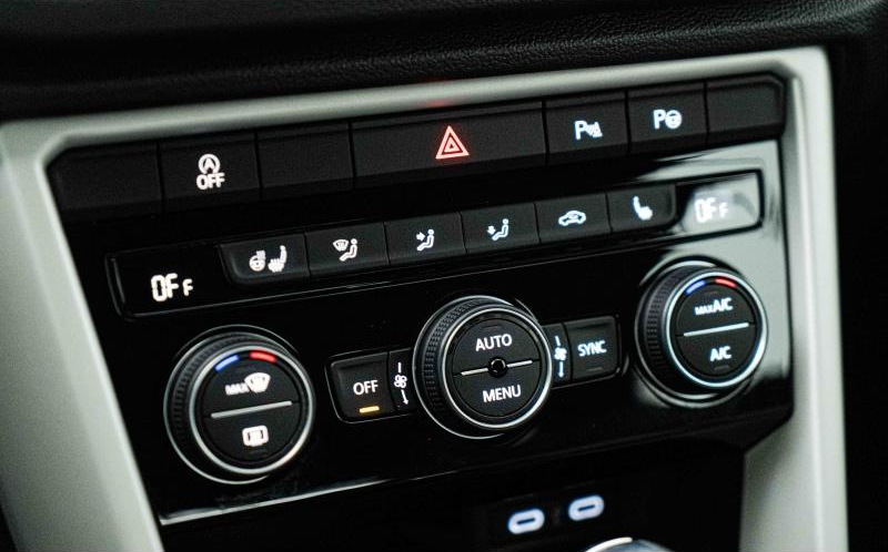 VOLKSWAGEN T-Roc Cabriolet