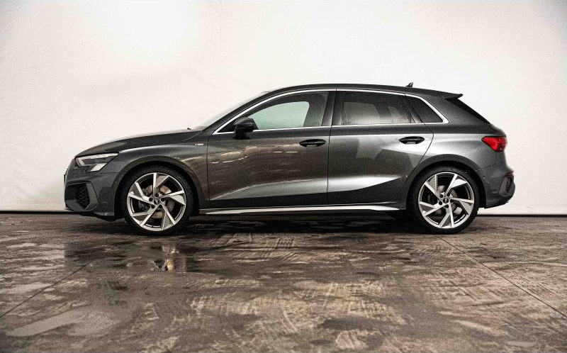 AUDI A3 Sportback AUDI A3 Sportback