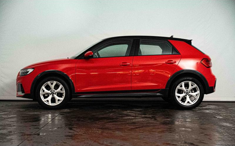 AUDI A1 Citycarver AUDI A1 Citycarver