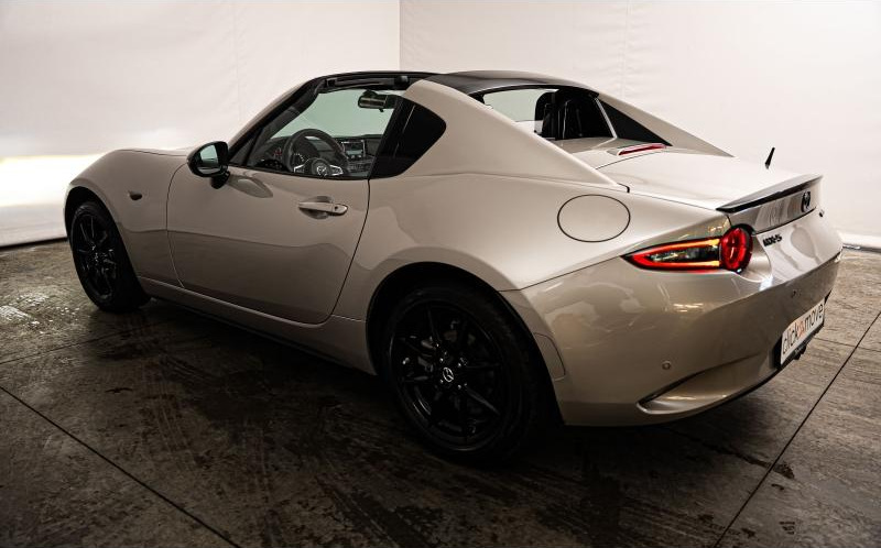MAZDA MX-5 RF