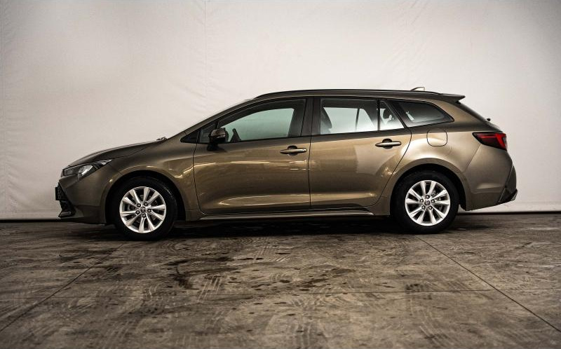 TOYOTA Corolla Touring Spt