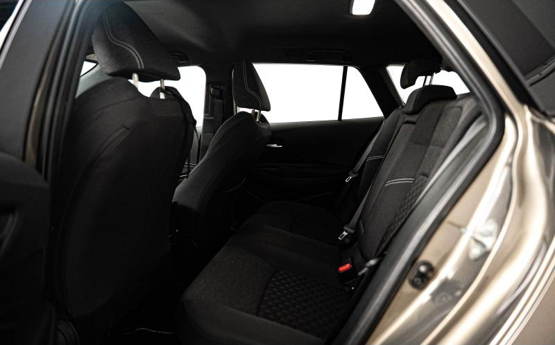 TOYOTA Corolla Touring Spt