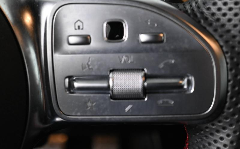 MERCEDES-BENZ CLA Shooting Brake