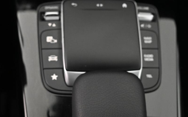 MERCEDES-BENZ CLA Shooting Brake